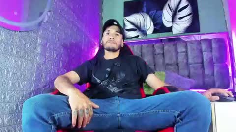 Snapshot of axell_cross2 chatting on June 2026 01:08:01 AM Axell Cross2 online show from June 2026 01:08:01 AM
