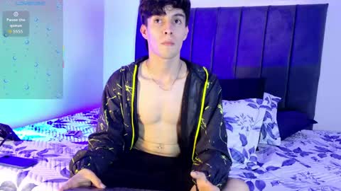 Snapshot of axxxel_twink chatting on June 2026 03:07:01 AM Axxxel online show from June 2026 03:07:01 AM