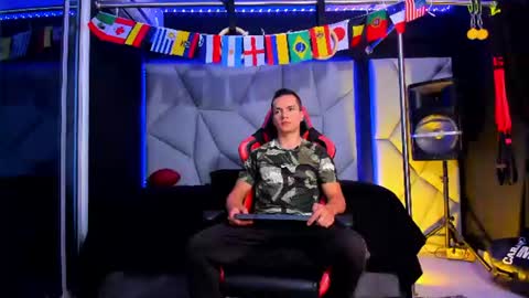 Ayden Miller online show from June 2026 12:39:01 PM