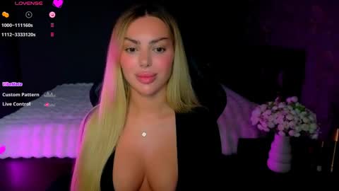  Ayla Demir  online show from May 2026 07:34:02 PM