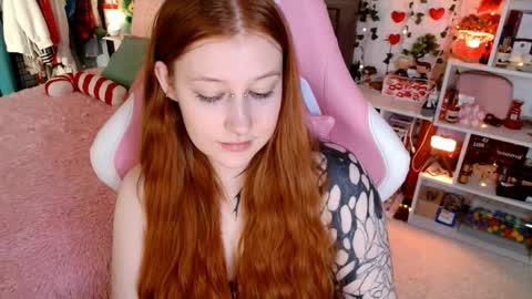 Ayla hill online show from April 2026 03:12:01 AM