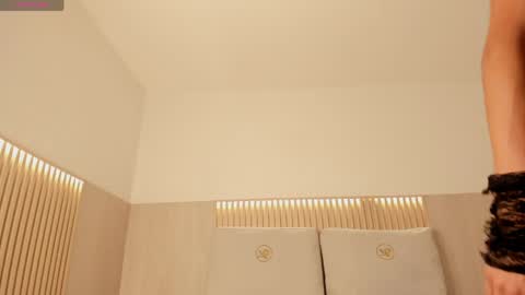 Ayla  online show from April 2026 08:47:01 PM