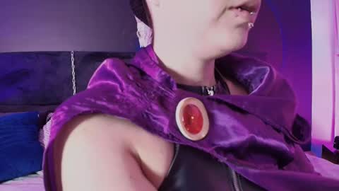 Aylen online show from March 2026 07:35:01 PM