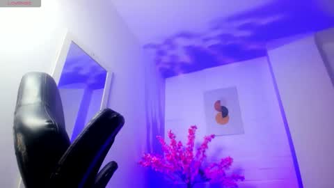 Ayliinn  online show from March 2026 02:16:01 AM