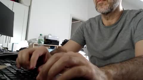 aylinniyerim online show from July 2026 01:40:02 PM