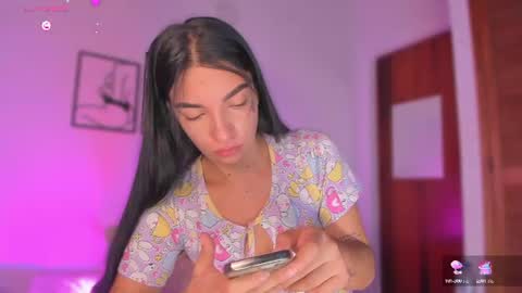 Snapshot of aylinz chatting on July 2026 11:27:02 AM Alish online show from July 2026 11:27:02 AM