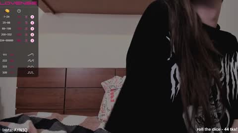 AYNEK        fansly  online show from December 2024 02:02:02 AM