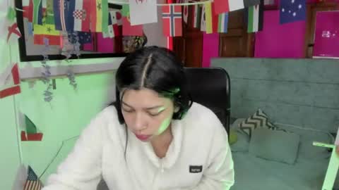 Snapshot of aysha_winxs chatting on June 2026 03:29:02 AM Aysha online show from June 2026 03:29:02 AM