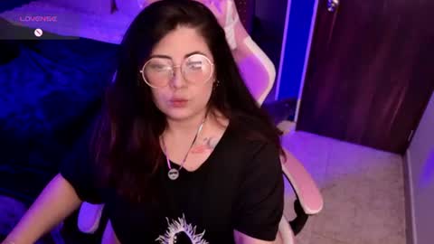 Snapshot of azamy_12 chatting on June 2026 11:53:01 PM Amanda online show from June 2026 11:53:01 PM