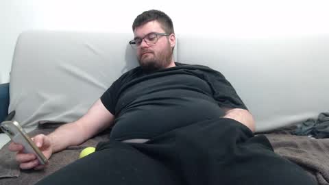 Azer online show from April 2026 08:40:01 PM