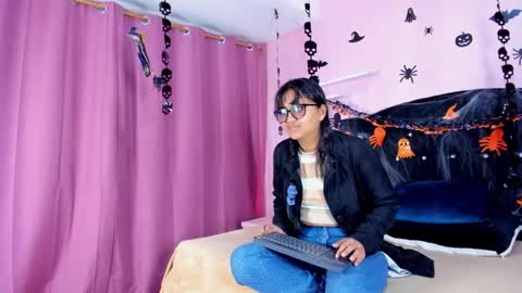 azul_moon online show from October 2025 03:40:02 AM