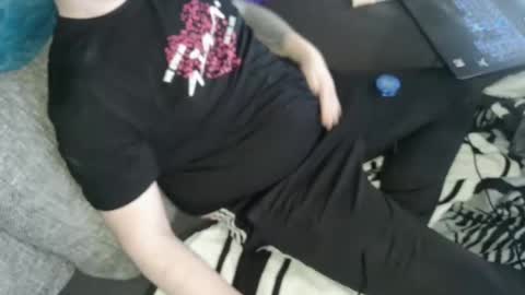 b_nutzemich online show from December 2024 07:11:02 PM