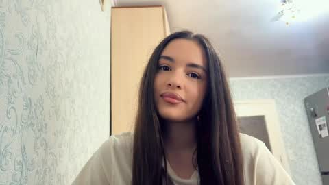 Caroline online show from May 2026 09:17:02 AM