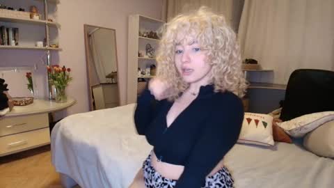 Snapshot of baby_doll91 chatting on March 2026 05:40:01 PM Babby Doll online show from March 2026 05:40:01 PM