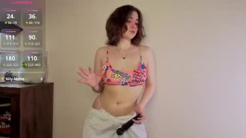 Snapshot of baby_is_ready chatting on June 2026 07:33:01 AM Emily online show from June 2026 07:33:01 AM