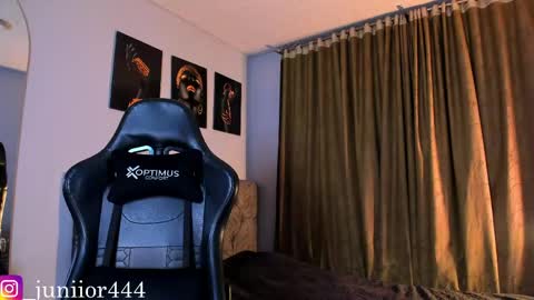 Junior       Independent Model online show from April 2026 02:55:01 AM