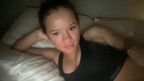 Snapshot of babyaves chatting on February 2026 07:07:01 AM babyaves online show from February 2026 07:07:01 AM