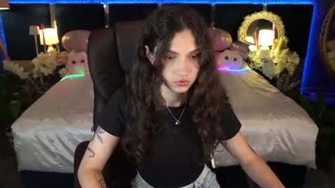 Sasha online show from June 2026 06:51:02 PM