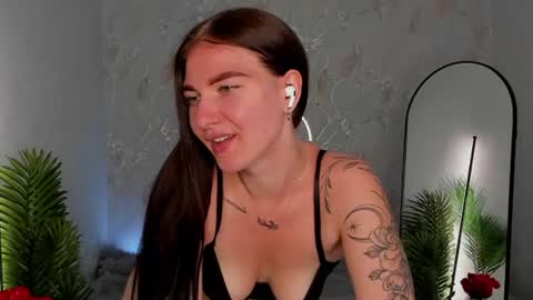 Snapshot of babyisperfect chatting on June 2026 01:26:02 AM Sophia online show from June 2026 01:26:02 AM