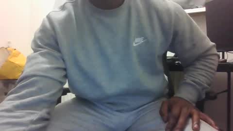 Snapshot of babyrandy12 chatting on December 2025 08:38:02 PM babyrandy12 online show from December 2025 08:38:02 PM