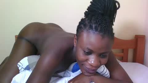 PRISCILLAH online show from November 2025 06:39:01 PM