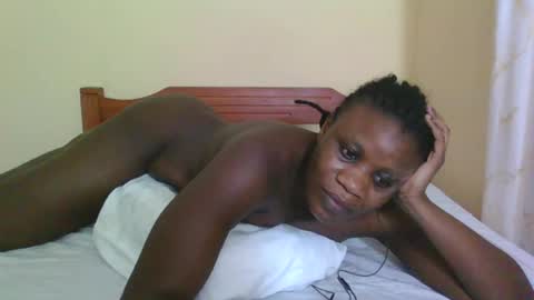 Snapshot of babyrozillah chatting on June 2026 08:40:02 PM PRISCILLAH online show from June 2026 08:40:02 PM