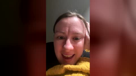 Snapshot of babyslut03_23 chatting on March 2026 04:17:01 AM babyslut03_23 online show from March 2026 04:17:01 AM