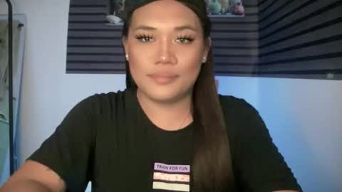 Snapshot of bad_kitty_amara chatting on June 2026 02:53:01 AM AMARA - FOLLOW ME AND THUMBS UP online show from June 2026 02:53:01 AM