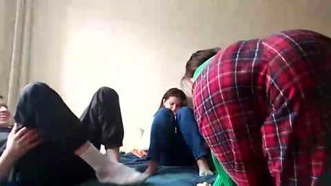 bad_pare online show from April 2026 01:31:02 PM