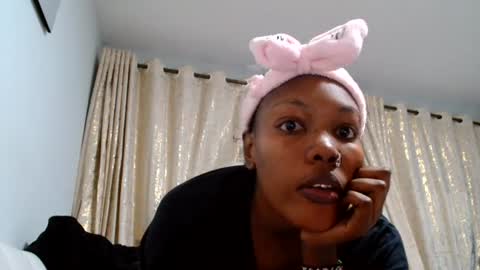 Snapshot of baddestslut001 chatting on June 2026 04:11:02 PM baddestslut001 online show from June 2026 04:11:02 PM