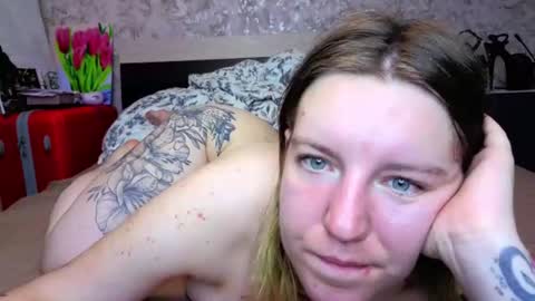 Snapshot of baiambel_mi chatting on June 2026 03:43:01 PM holly online show from June 2026 03:43:01 PM