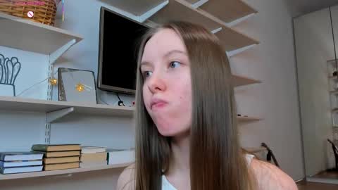 Kira online show from March 2026 05:44:01 AM