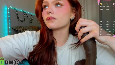 barbara_dunnn online show from April 2026 09:43:01 AM