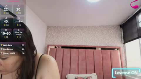 Snapshot of barbara_fox__ chatting on April 2026 12:04:01 PM B A R B A R A online show from April 2026 12:04:01 PM