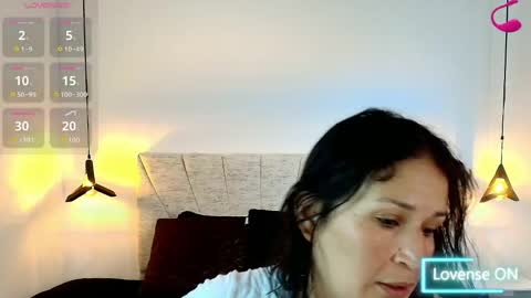 Snapshot of barbara_fox__ chatting on May 2026 11:41:02 AM B A R B A R A online show from May 2026 11:41:02 AM