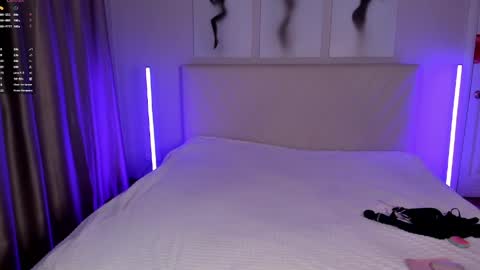  Emma online show from March 2026 08:42:01 PM