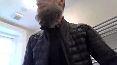 Snapshot of basiccamguy chatting on June 2026 08:34:02 AM basiccamguy online show from June 2026 08:34:02 AM