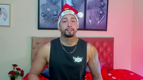 Snapshot of bastian_jones1 chatting on December 2024 10:49:02 PM bastian_jones1 online show from December 2024 10:49:02 PM