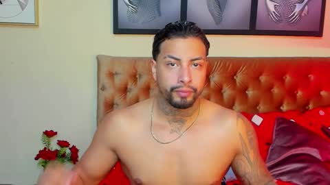 Snapshot of bastian_jones1 chatting on December 2024 11:53:01 PM bastian_jones1 online show from December 2024 11:53:01 PM