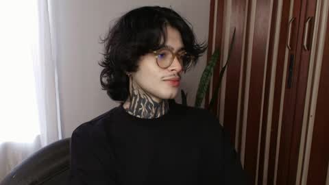Bastiel online show from June 2026 10:14:02 PM