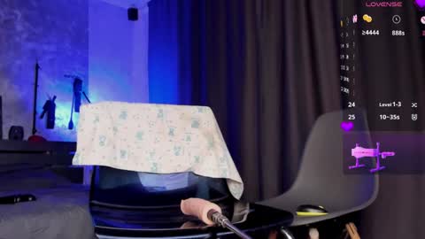 batty_queen online show from March 2026 01:51:01 AM