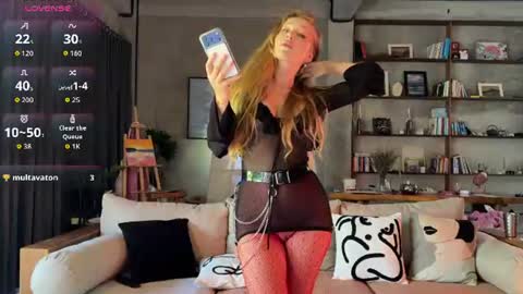 Snapshot of battyredhair chatting on July 2026 01:34:02 AM Battyredhair online show from July 2026 01:34:02 AM