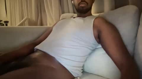 Snapshot of bbcdaevon8inch chatting on April 2026 04:10:02 AM Daevon online show from April 2026 04:10:02 AM