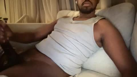 Snapshot of bbcdaevon8inch chatting on April 2026 04:46:01 AM Daevon online show from April 2026 04:46:01 AM