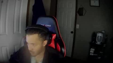 Snapshot of bbctyl17 chatting on December 2025 04:08:02 AM BBCTy online show from December 2025 04:08:02 AM