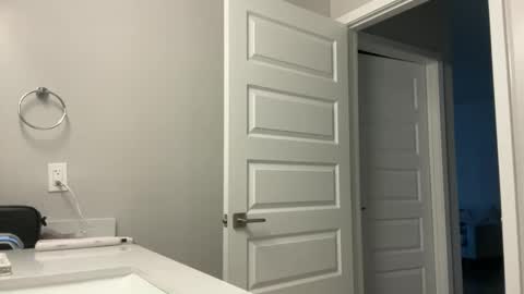 Trinity online show from December 2025 08:06:01 PM