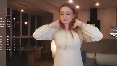 Amelia online show from February 2026 07:58:01 PM