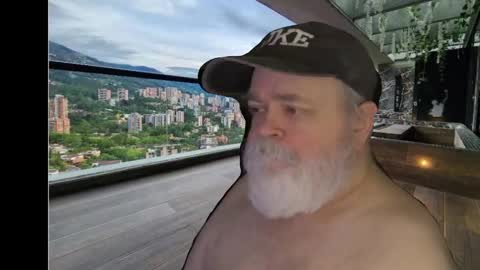 Dookie online show from December 2024 12:19:01 AM