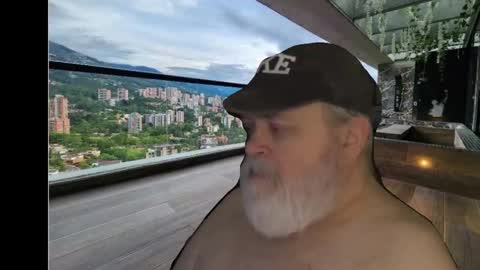 Dookie online show from December 2024 10:57:02 PM