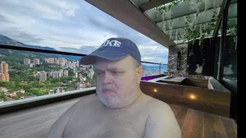 Dookie online show from October 2025 09:58:02 PM